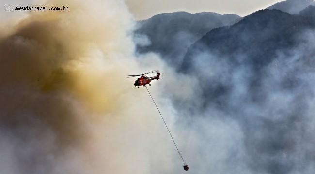 Büyükşehir'in Kırmızı Helikopteri Alevlere 4 günde 322 Kez Su Bıraktı
