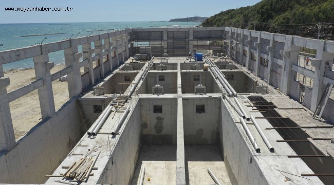 Büyükşehir ve ASKİ çalışıyor, Karataş'ın asırlık sorunları çözülüyor