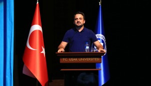 Coşkuyla Düzenlenen Kapanış Şenliğinde Çocuklara Katılım Sertifikaları Dağıtılarak Hediyeler Verildi