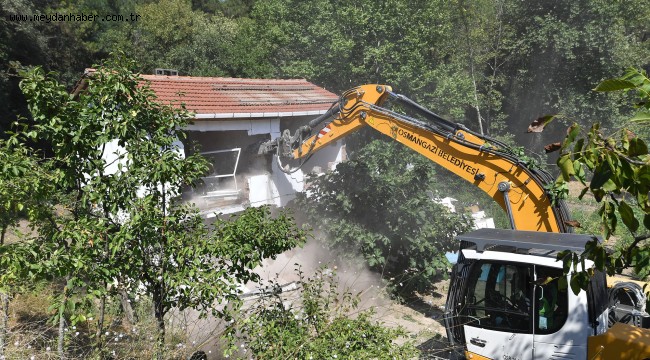 Dağ ve ova kaçak yapılardan temizleniyor