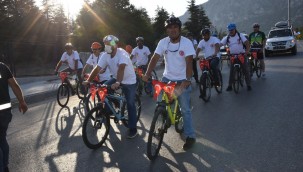Eğirdir'den Büyük Taarruz'a destek için pedal çevirdiler