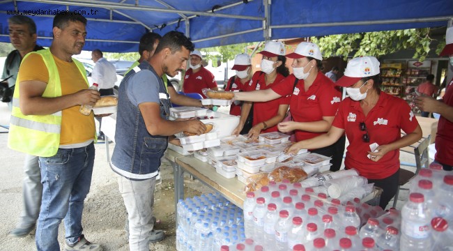 Felaketin yaraları dayanışma ile sarılıyor