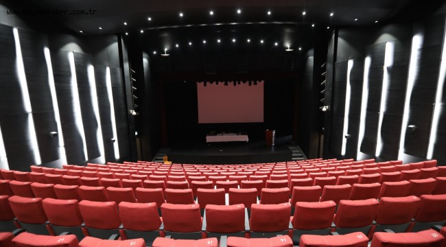 İBB ŞEHİR TİYATROLARI MÜZE GAZHANE'DE