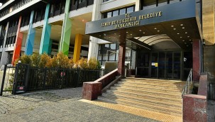 İzmir Büyükşehir Belediyesi Ana Hizmet Binası'nın teknik raporu açıklandı