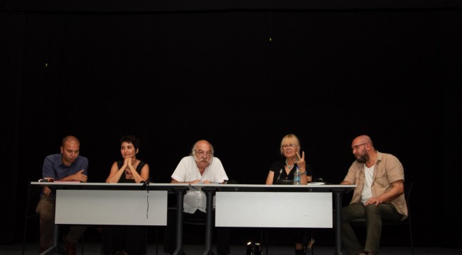 İzmir Büyükşehir Belediyesi Şehir Tiyatroları'nda  ilk buluşma