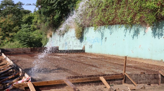 İzmit Belediyesinden Erenler'e mini basketbol sahası