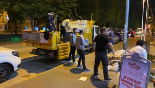 İzmit Belediyesinin yardım aracı Kastamonu'ya ulaştı