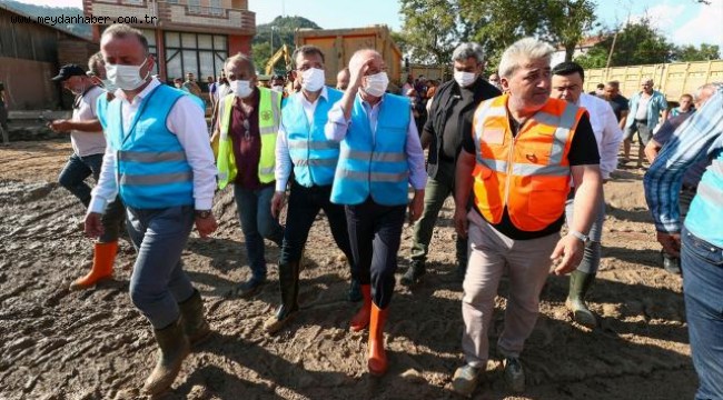 Kılıçdaroğlu sel bölgesinde incelemelerde bulundu