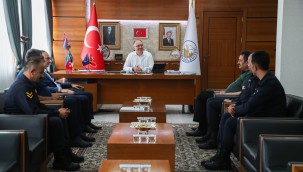 MANAVGAT'TAN DÖNEN İTFAİYE PERSONELLERİNİ BAŞKAN BİLGİN AĞIRLADI…