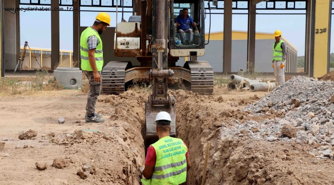 REYHANLI KÜÇÜK SANAYİ SİTESİ'NDE ÇALIŞMALAR SÜRÜYOR