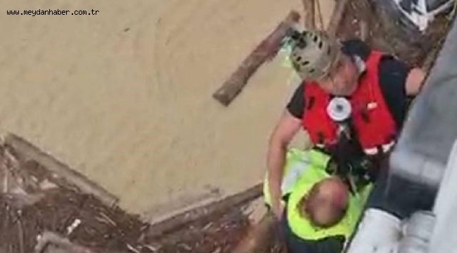 Sahil Güvenlik ekipleri selde mahsur kalan 53 kişiyi kurtardı