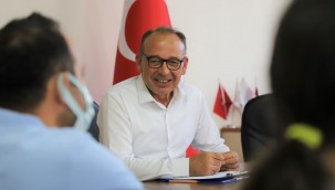 Satranç Şampiyonu Sporculardan Başkan Akın'a Ziyaret