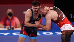 Süleyman Karadeniz yarı finalde