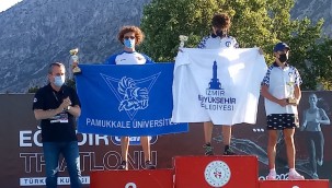 TRİATLONDA SEZONA DENİZLİ DAMGASI