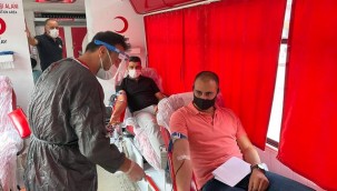 Türk Kızılay, kan bağışlayanlar adına 3 fidan dikecek