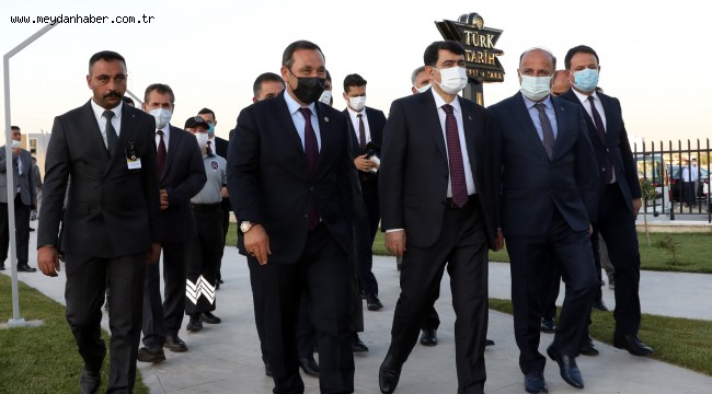 VALİ VE KAYMAKAMLAR TÜRK OTAĞINDA TOPLANDI