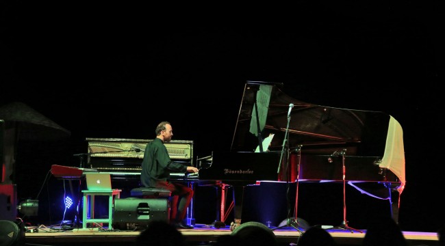 Yangınların yarasını müzik saracak