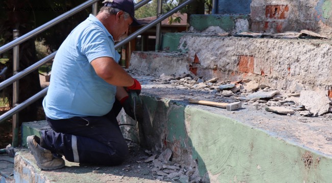 Yuvam Akarca Amfi Tiyatro'da  YENİLEME ÇALIŞMALARI BAŞLADI