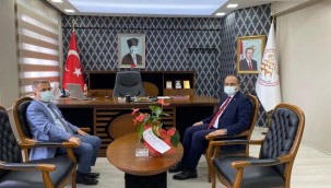 Ahmetli Belediye Başkanı Ahmet Alhan'dan Kaymakam Abdullah Kurt'a Hayırlı Olsun Ziyareti