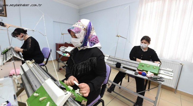 ALTINDAĞLI KADINLAR İÇİN DERS ZİLİ ÇALIYOR