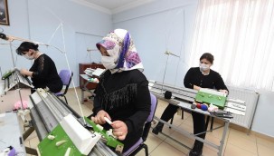 ALTINDAĞLI KADINLAR İÇİN DERS ZİLİ ÇALIYOR