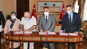 ANTALYALI HAYIRSEVERLER EĞİTİME DESTEK VERMEYE DEVAM EDİYOR