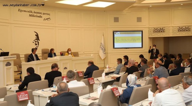 BAKAN VARANK, GAZİANTEP'İN FAHRİ HEMŞEHRİSİ!