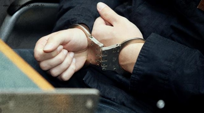 Balkonda oturan komşusunu öldüren zanlı tutuklandı