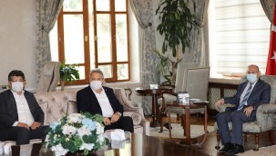 BAŞKAN ÇERÇİ PROTOKOLÜ YUNTDAĞI YAĞLI GÜREŞLERİNE DAVET ETTİ