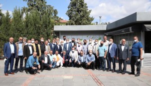 BÜYÜKKILIÇ, STK TEMSİLCİLERİ İLE BİR ARAYA GELDİ, TAŞ MEKTEP BULUŞMASINA KATILDI