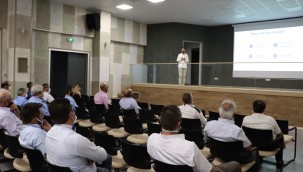 BÜYÜKŞEHİR'DEN OTOBÜS ŞOFÖRLERİNE HİZMET İÇİ EĞİTİM PROGRAMI