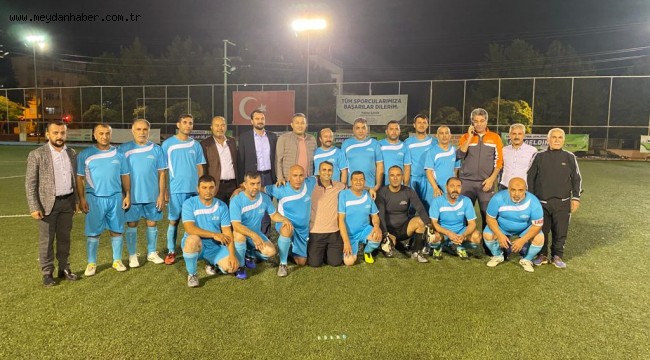 BÜYÜKŞEHİR, DOSTLUK BAĞINI GÜÇLENDİRMEK İÇİN MUHTARLAR FUTBOL LİGİ DÜZENLEDİ
