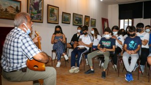 BÜYÜKŞEHİR, USTA YAZARLAR İLE GELECEĞİN YAZARLARINI BULUŞTURDU BÜYÜKŞEHİR, TÜRK DİL BAYRAMI'NI ETKİNLİKLERLE KUTLUYOR