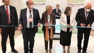 -ENTECH – ÇEVRE TEKNOLOJİLERİ, GERİ DÖNÜŞÜM VE SIFIR ATIK FUARI'NIN RESMİ AÇILIŞ TÖRENİ GERÇEKLEŞTİ