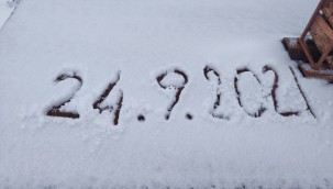 ERCİYES, SONBAHARDA BEYAZ GELİNLİĞİNİ GİYDİ