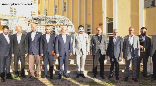 HÜDAPAR GENEL BAŞKANI YAPICIOĞLU, BAŞKAN SAYAN'I ZİYARET ETTİ