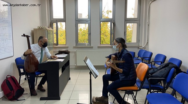 Konservatuvar öğrencilerine kavuştu