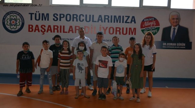  Minik Kulaçlar Havuzla Buluştu