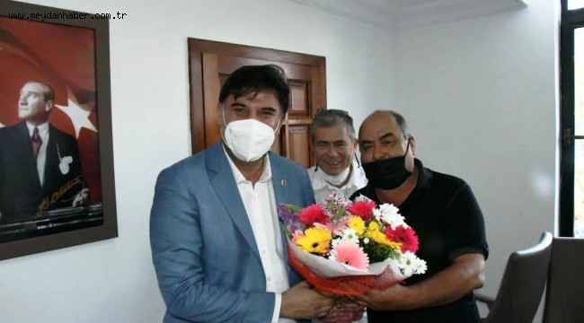 Sahil Bandı Esnaflarından Başkan Karaca'ya Teşekkür Ziyareti
