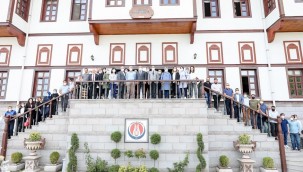 SİNCAN BELEDİYESİ KALİTE BELGESİNİ YENİLİYOR