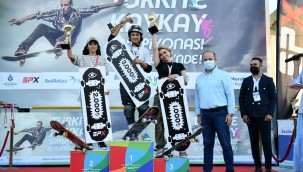 TÜRKİYE KAYKAY ŞAMPİYONASI BEYLİKDÜZÜ'NDE YAPILDI