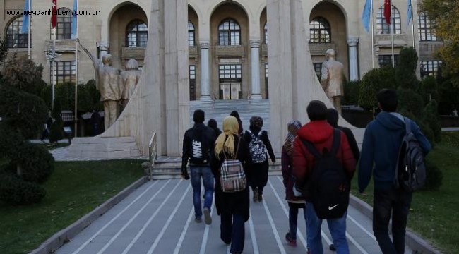 Üniversitelerde yeni dönem başlıyor