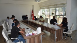 YUNUSEMRE İŞÇİ İLE İŞVERENİ BULUŞTURMAYA DEVAM EDİYOR