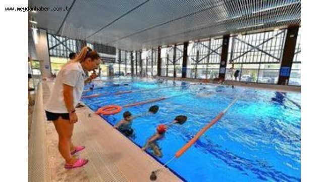 3 ay önce açılan tesis kulübe sporcu kazandırmaya başladı Geleceğin yüzücüleri Havuz İzmir'de yetişiyor