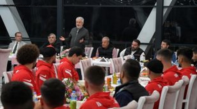 Başdeğirmen: "Sizlerin başarıları bizlerin göğsünü kabartıyor"