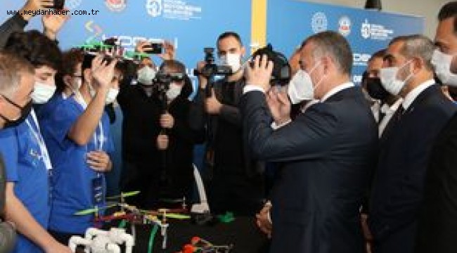 Başkan Büyükakın: Geleceğin dünyasının kodlarını Kocaelili gençlerimiz yazacak