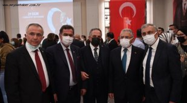 BAŞKAN BÜYÜKKILIÇ'TAN CUMHURİYET RESEPSİYONU'NDA AÇIKLAMA