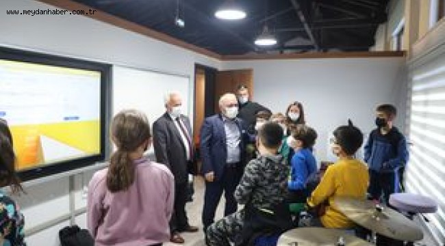 Başkan Esen Mesaisini Çocuklara Ayırdı