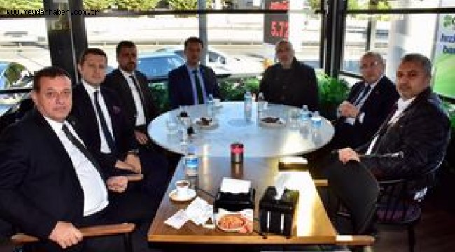 BAŞKAN KADİR ALBAYRAK İLÇE BELEDİYE BAŞKANLARI İLE BİR ARAYA GELDİ