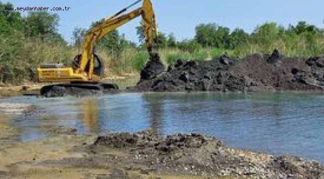 Büyükşehir'den Köyceğiz'de 232 Bin Metre Kanal Temizliği